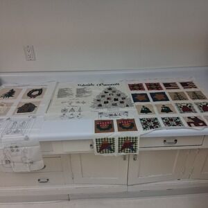 2 Vintage VIP Cranston Dreamspinners Yuletide Christmas Ornaments Fabric Panels